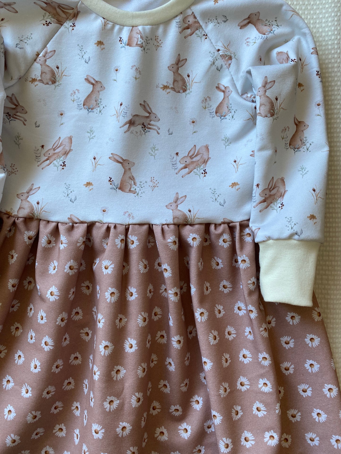 Daisy neutral (Kombidesign zu Hares cream)