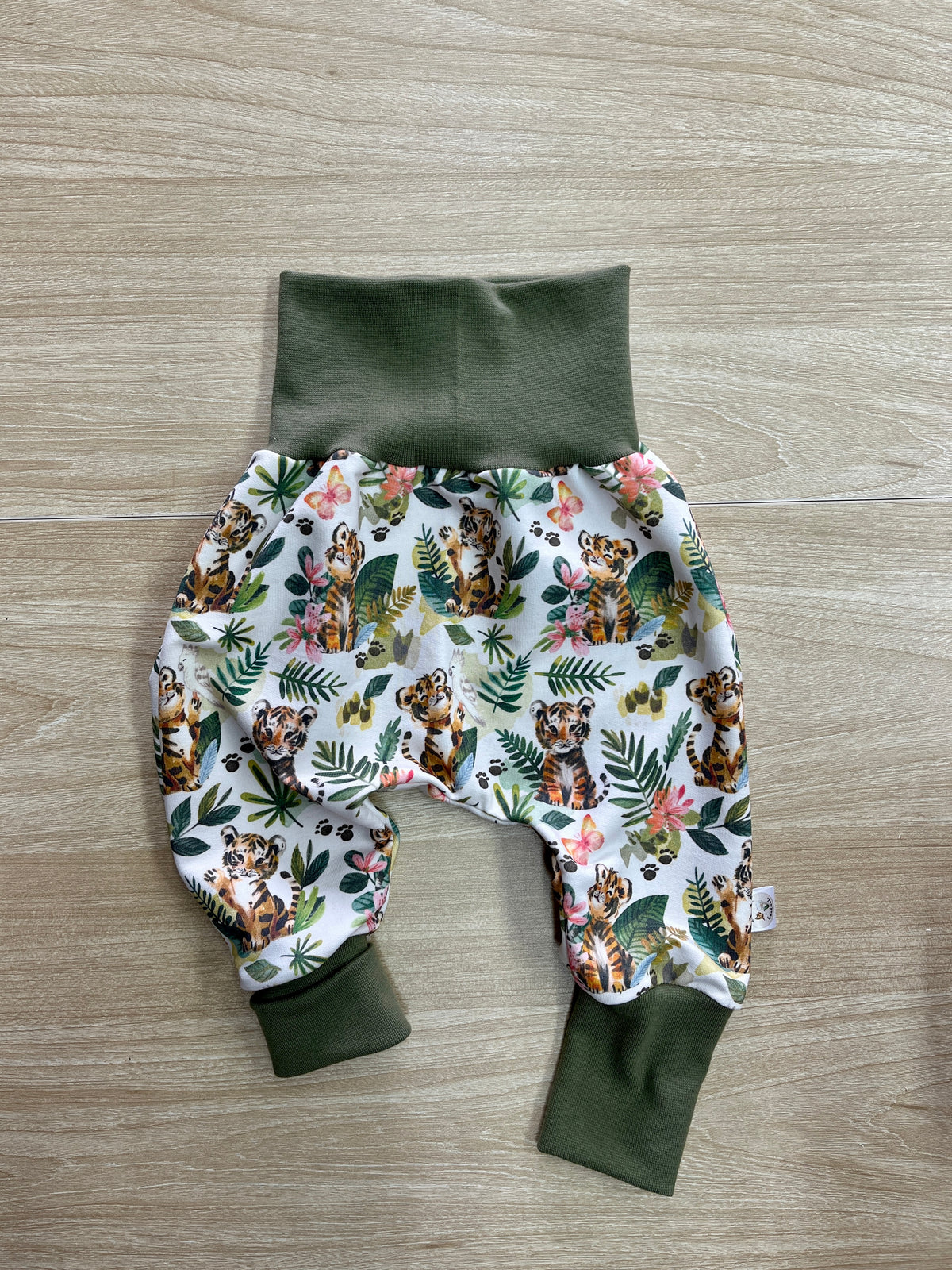 Pumphose Wildnis Tiger | Mitwachshose | Gr. 68 - 80