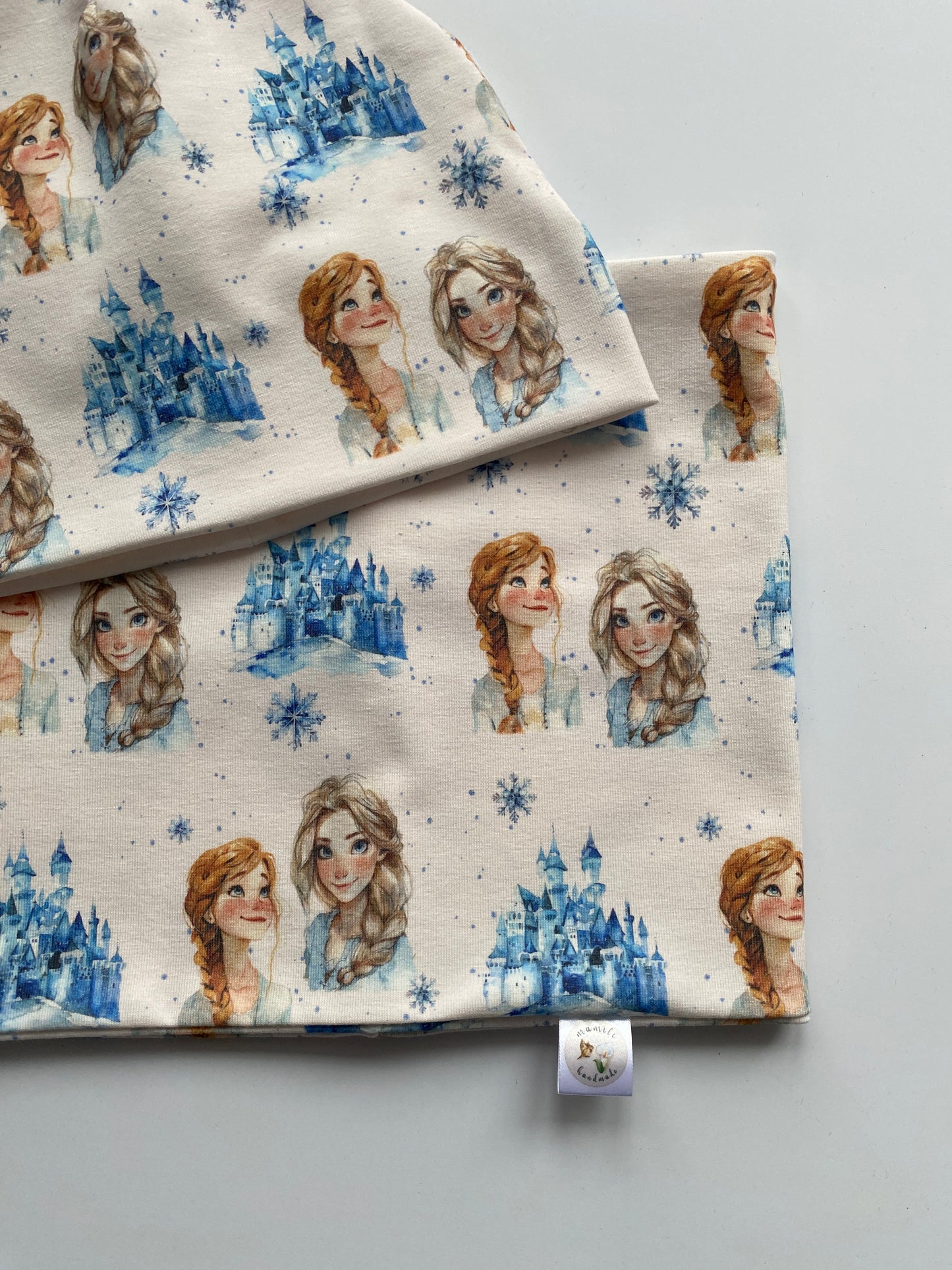 Detailansicht Beanie und Loop Sisters