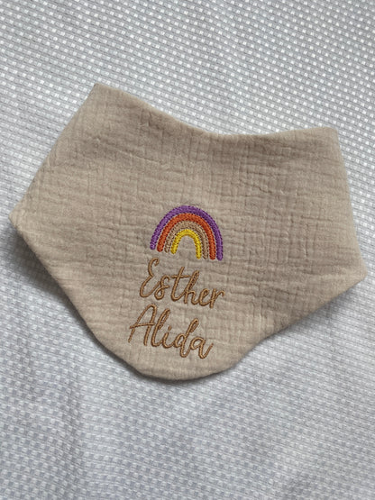 Lätzchen, kleines Halstuch mit und ohne Stickerei