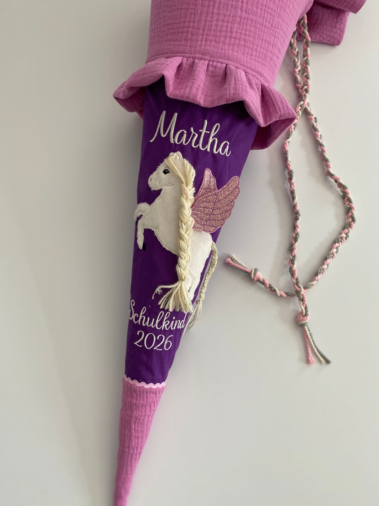 Schultüte Pegasus Emilie | gestickt | personalisierbar