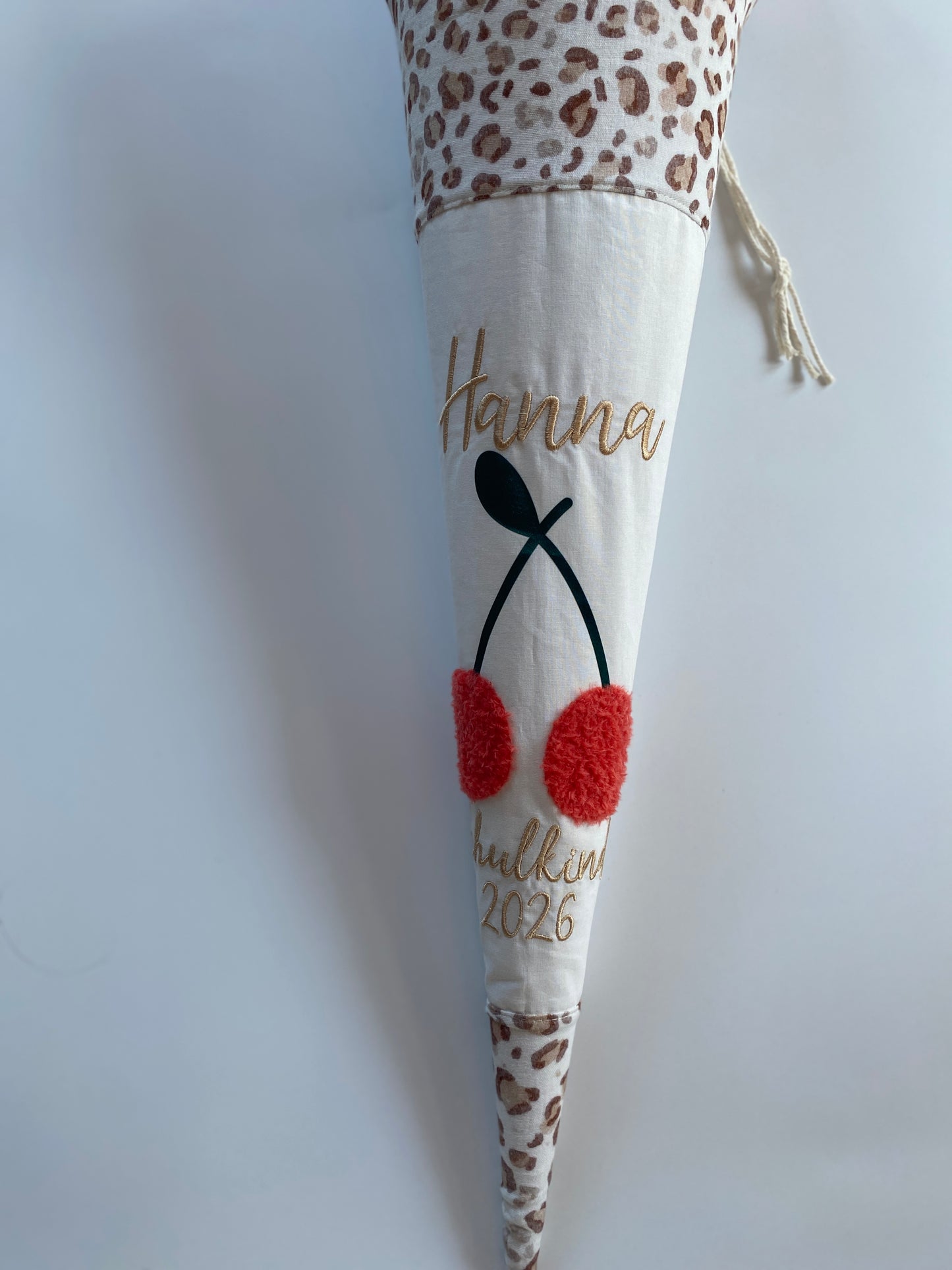 Schultüte Musselin Leo Kirsche