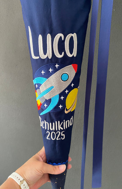 Schultüte Rakete blau Detailbild.