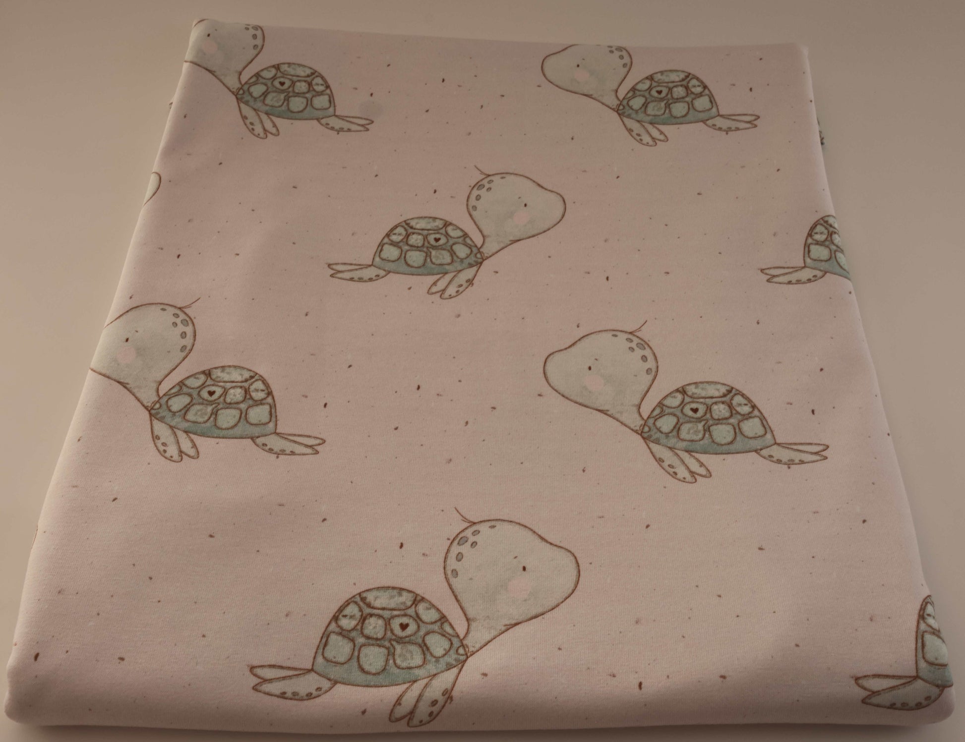 Biostoff Schildi gefalteter Stoff.