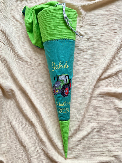 Schulanfang Traktor Schultüte personalisiert