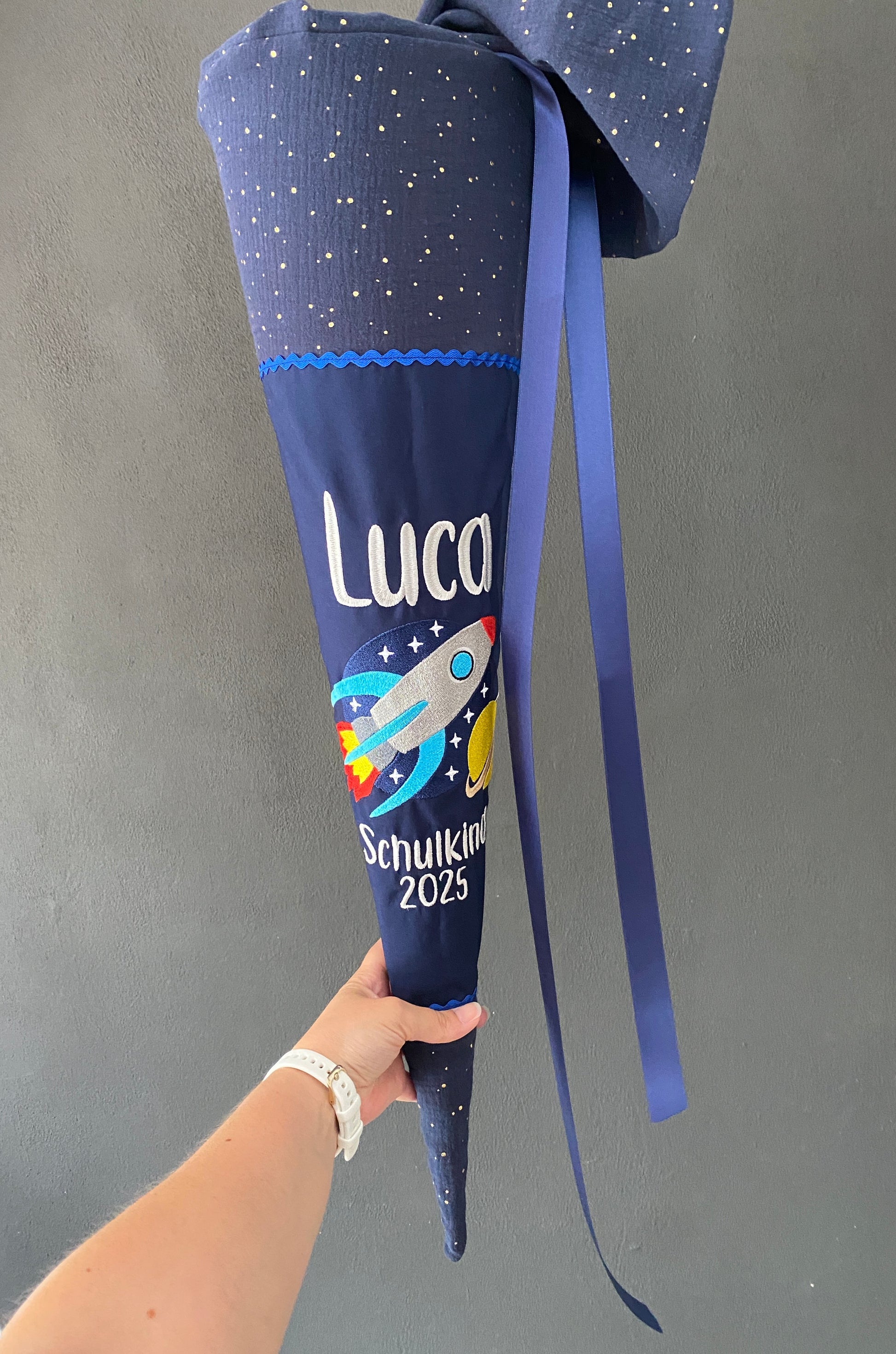 Genähte Schultüte Rakete blau