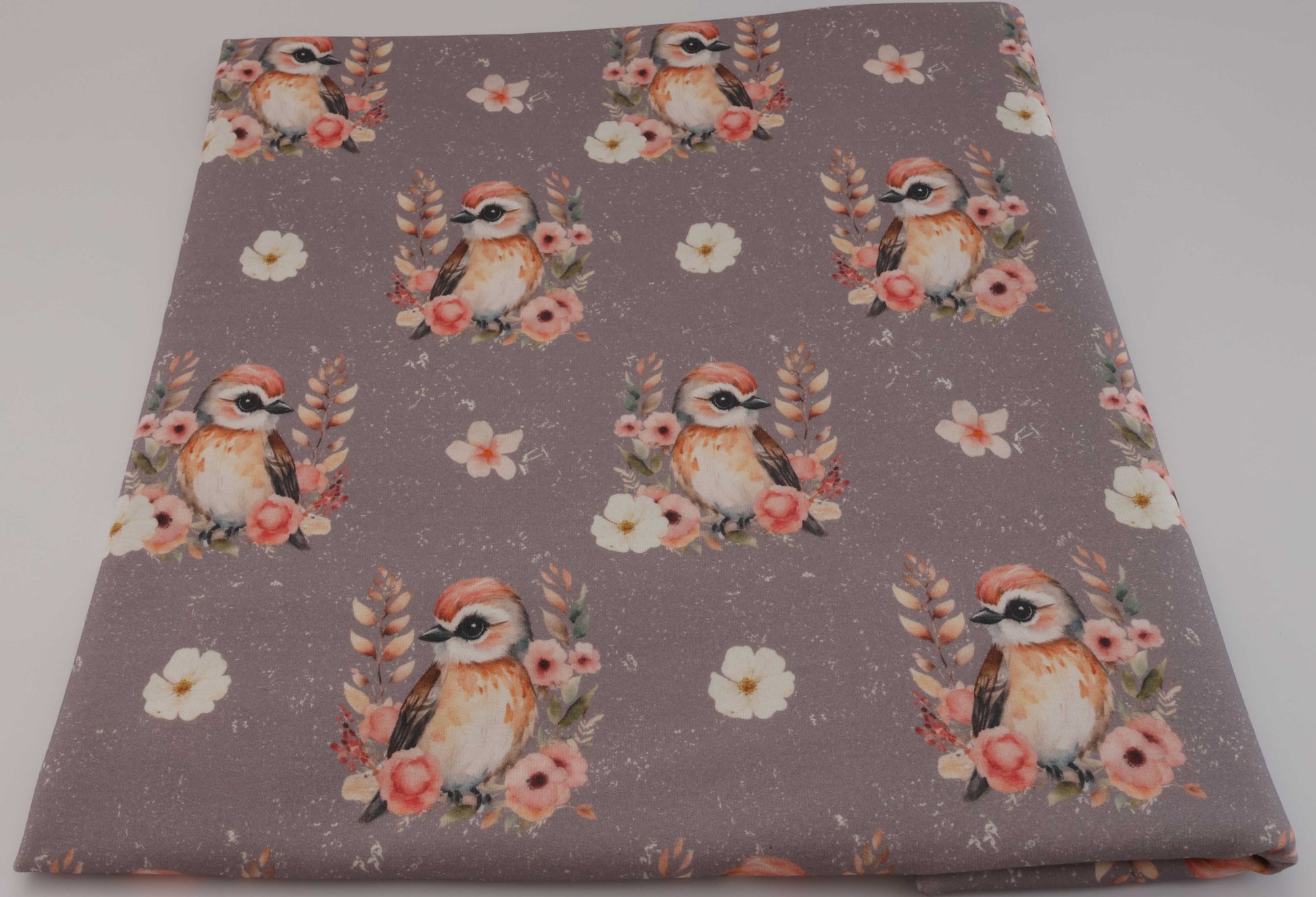 Stoff Boho Blumen Vogel gefaltete Stoffansicht.